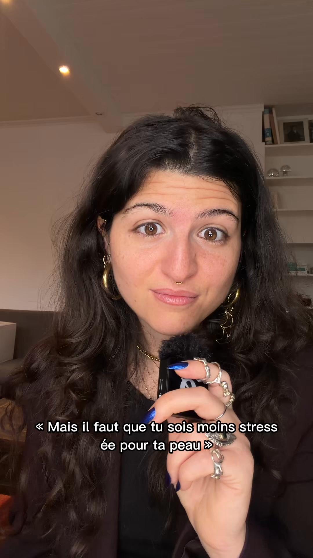 thumbnail-pomad-la-methode-in-and-out-vue-a-la-tv-0