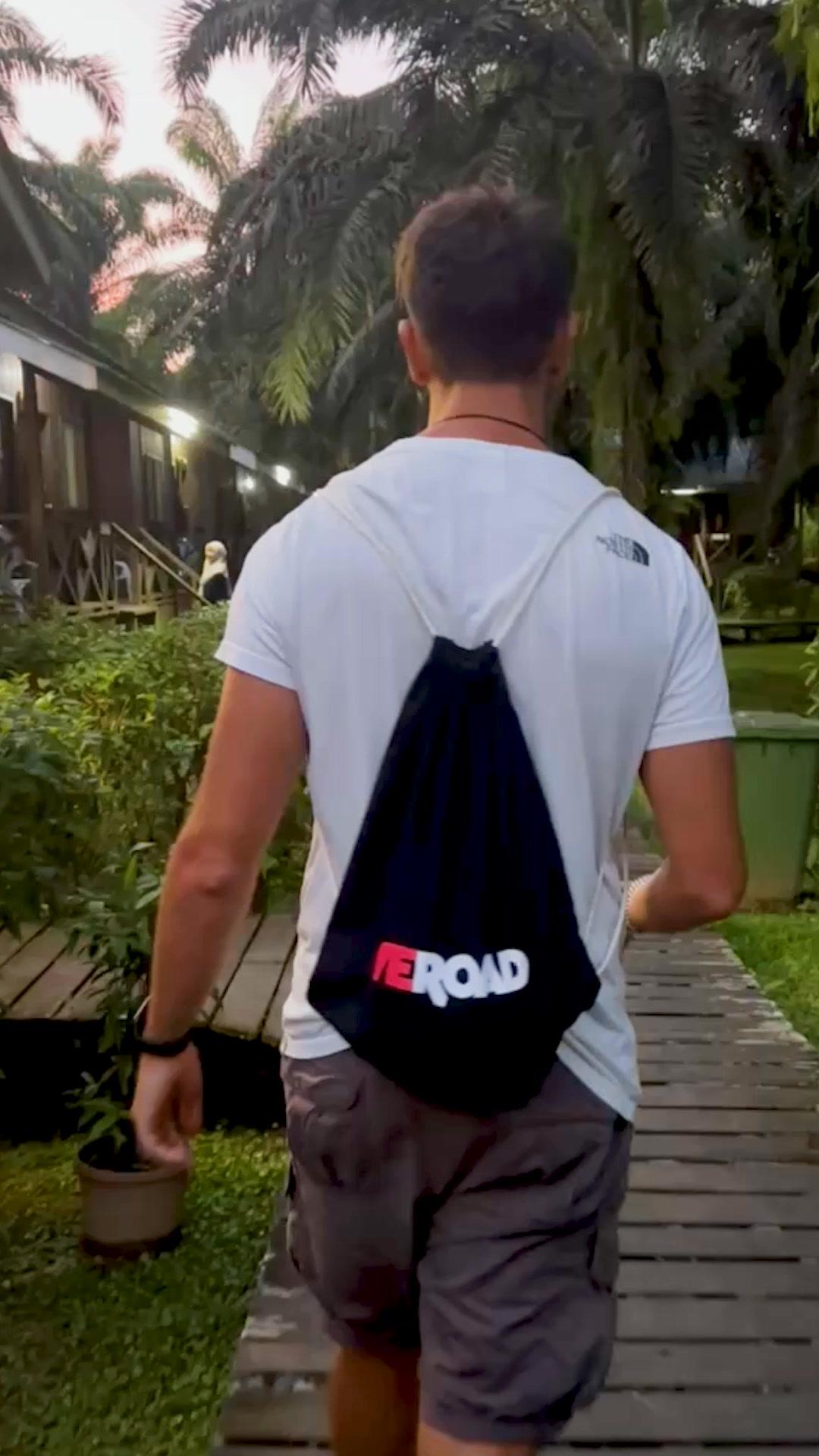 thumbnail-weroad-rejoins-une-aventure-de-groupe-0