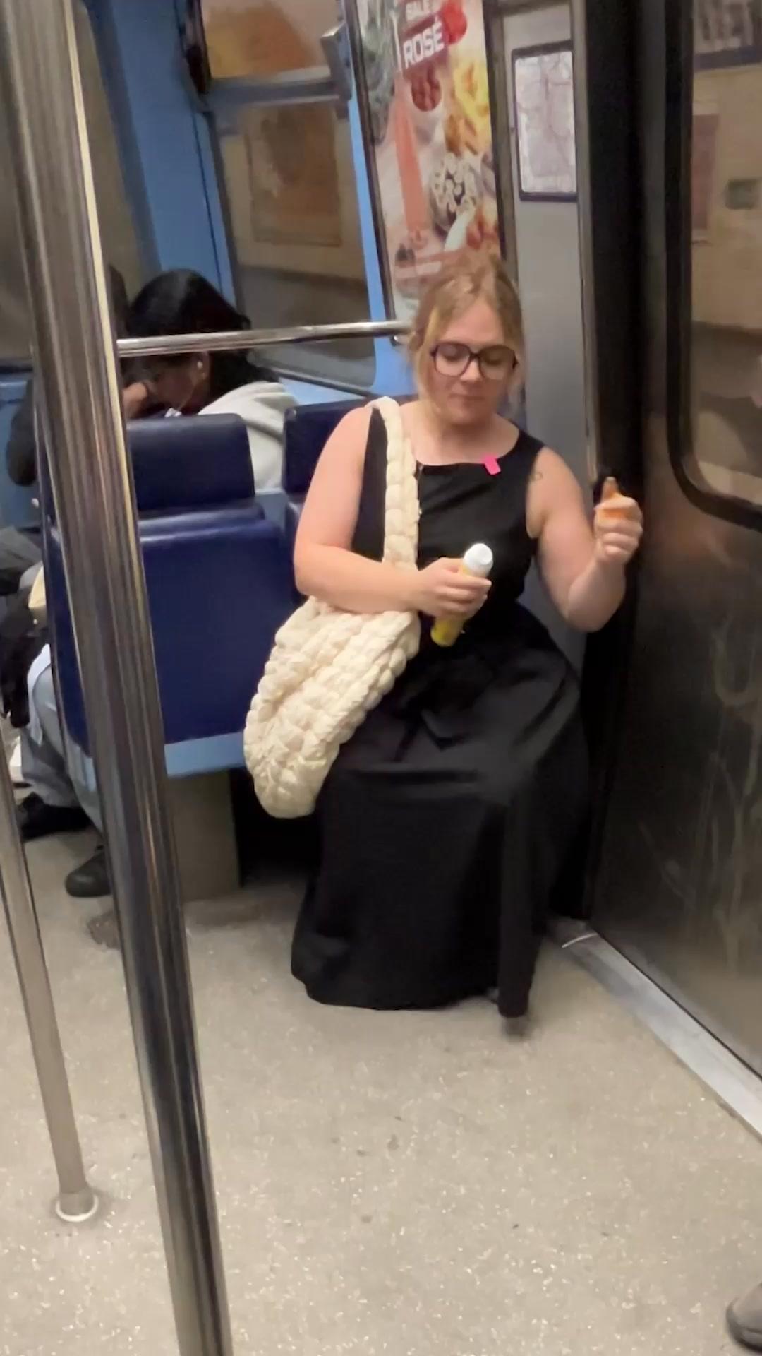thumbnail-900-care-rame-de-metro-0
